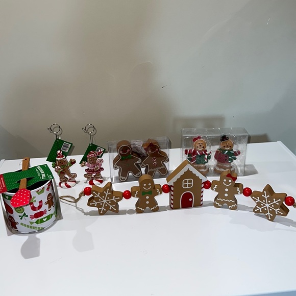 🌸NEW hobby lobby bundle gingerbread decorations. - Picture 2 of 11